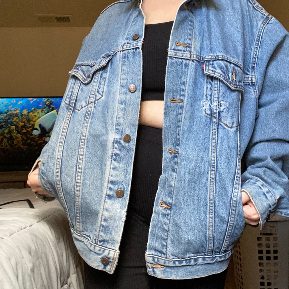 Levi’s oversized jean jacket